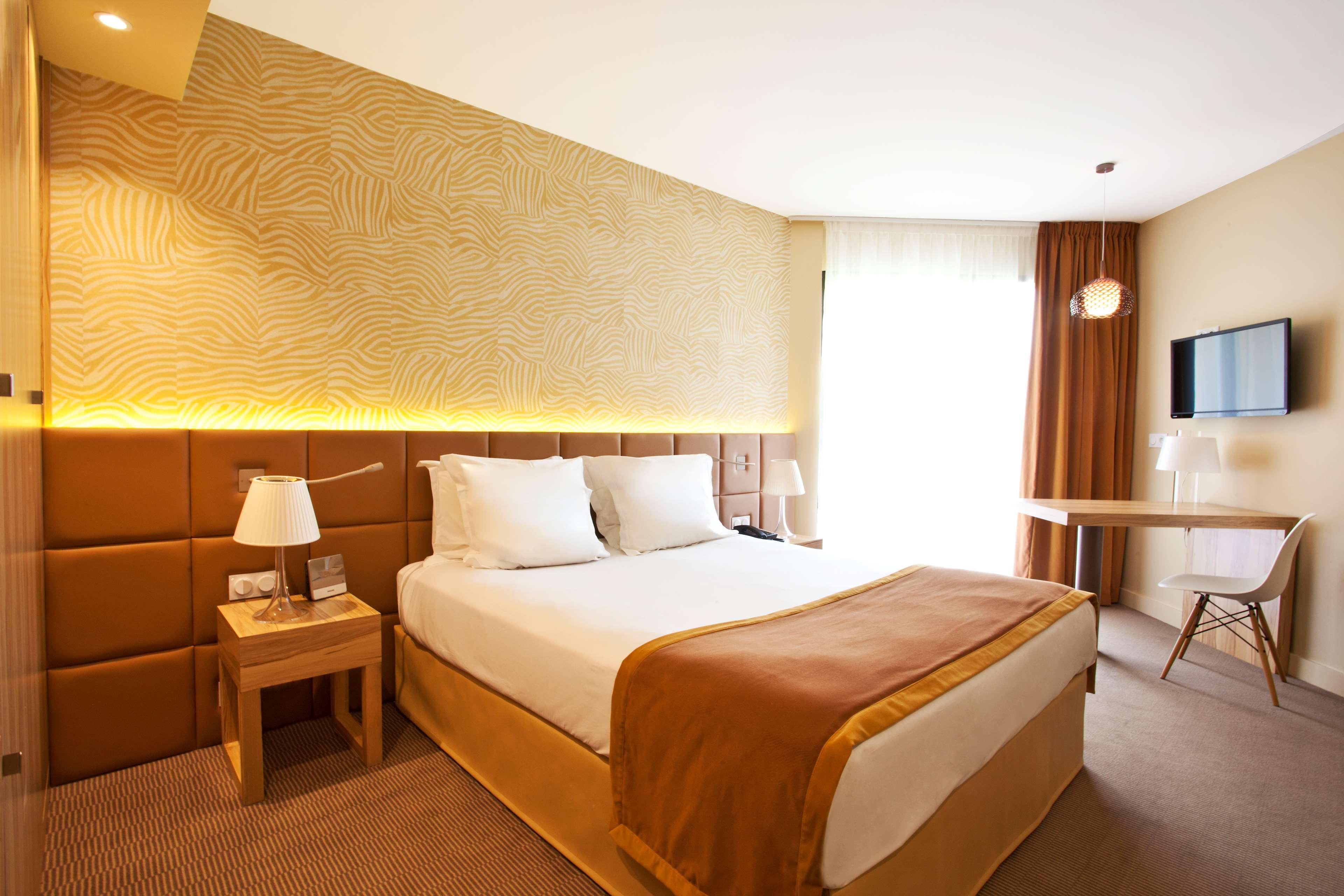 Golden Tulip Avignon Le Paradou Buitenkant foto