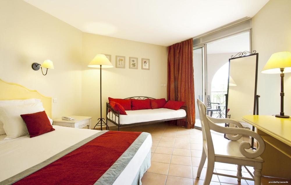 Golden Tulip Avignon Le Paradou Buitenkant foto