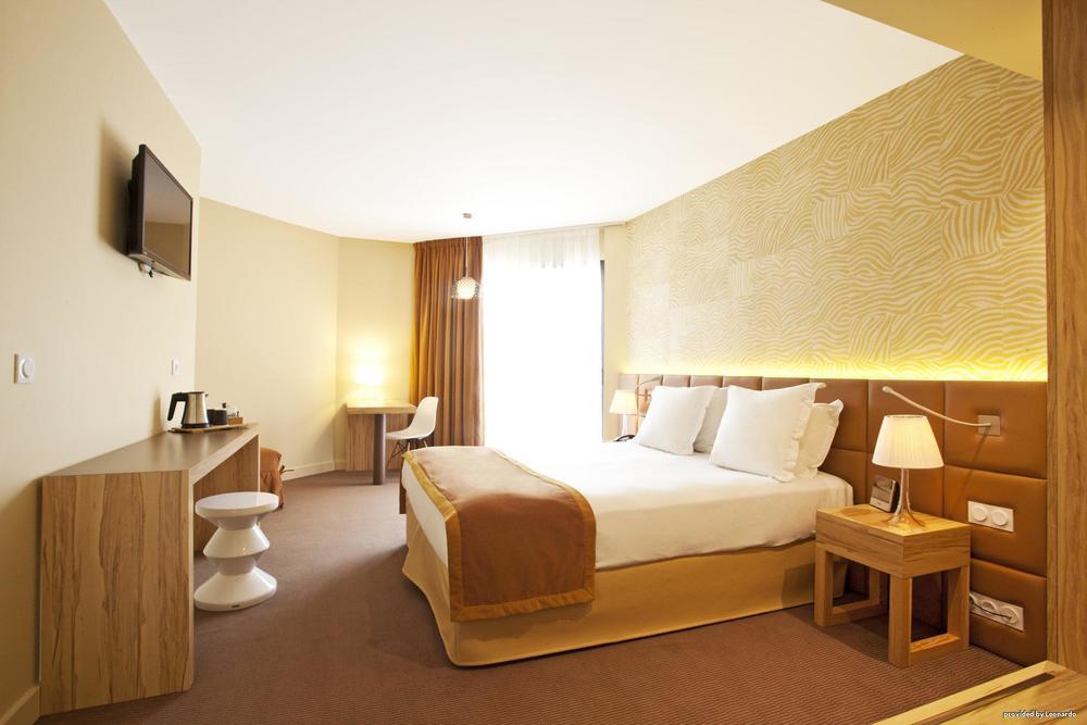 Golden Tulip Avignon Le Paradou Buitenkant foto