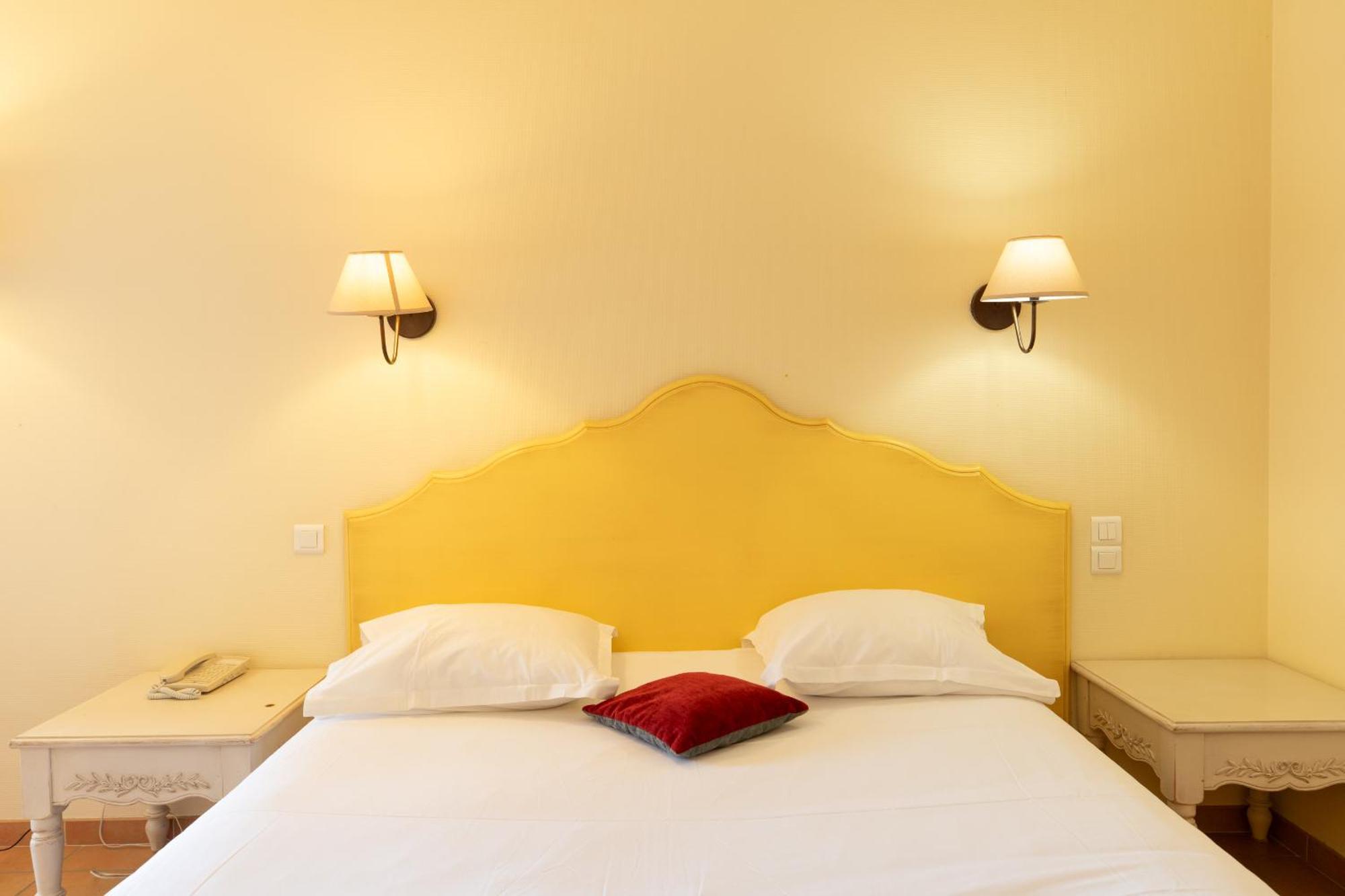 Golden Tulip Avignon Le Paradou Buitenkant foto
